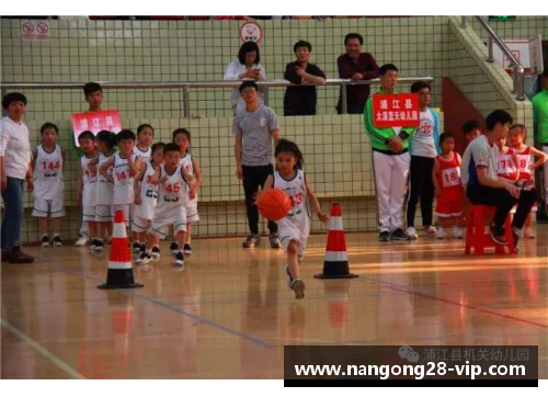 篮球宝贝：探寻球场上的风采与情愫